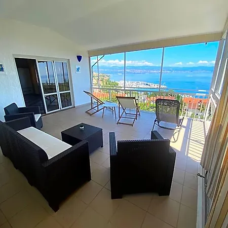 Salyna Hotel 3*